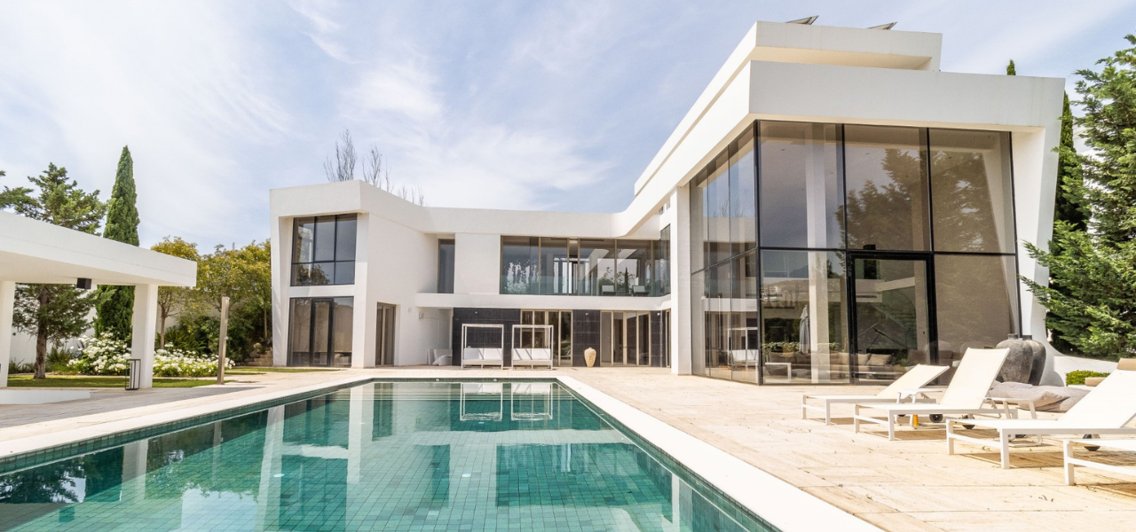 Alquiler de villas de lujo en Marbella en verano: ubicación y estilo de vida