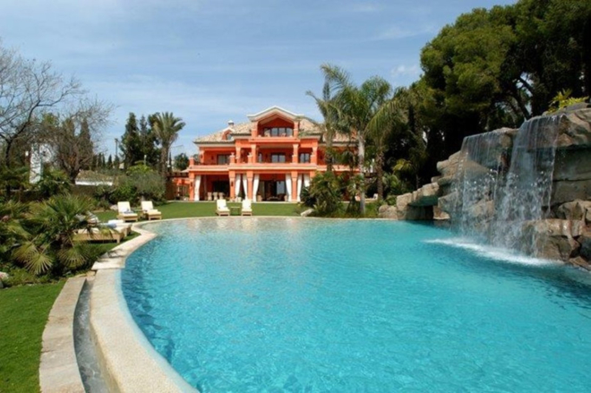 A spectacular frontline beach villa located on Marbellas Golden Mile
