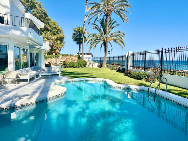Beachfront Villa on Marbella’s Golden Mile