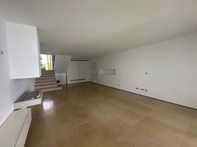 Elegant 4 bedroom townhouse in Terrazas de la Quinta