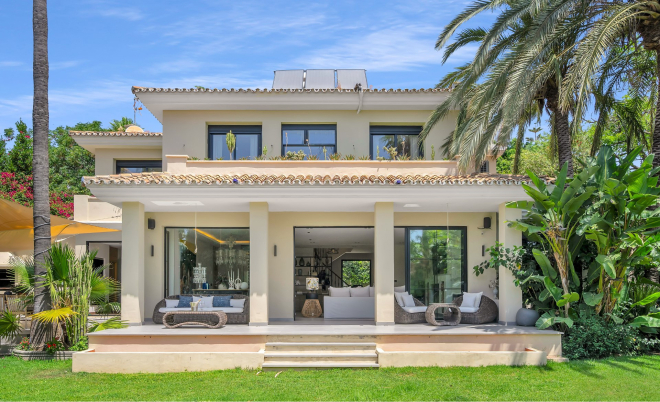 Elegan 4 bedroom villa in Xarblanca, Marbella
