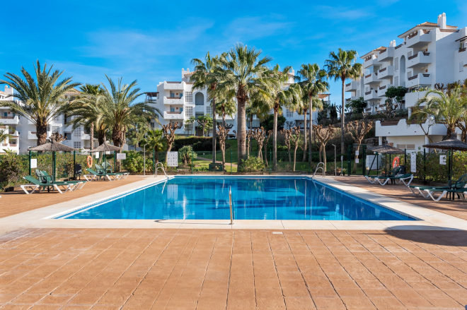 Spacious  Townhouse in Selwo Hills, Estepona