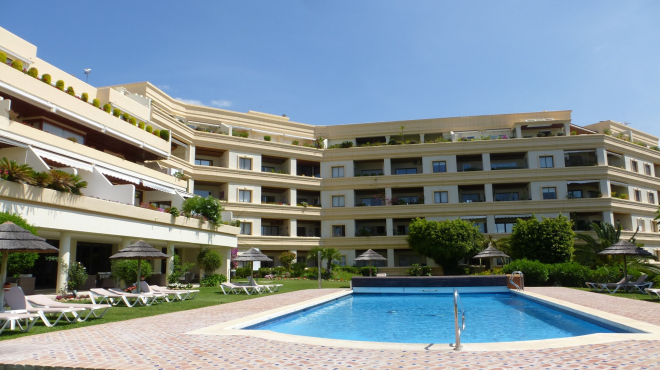 Ground floor studio in Hotel del Golf, Nueva Andalucía