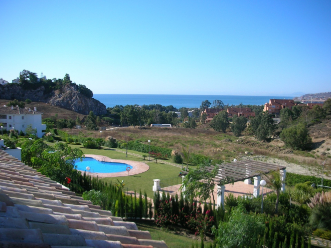 Stylish 3 bedroom penthouse with sea views in Majestic, Casares del Sol
