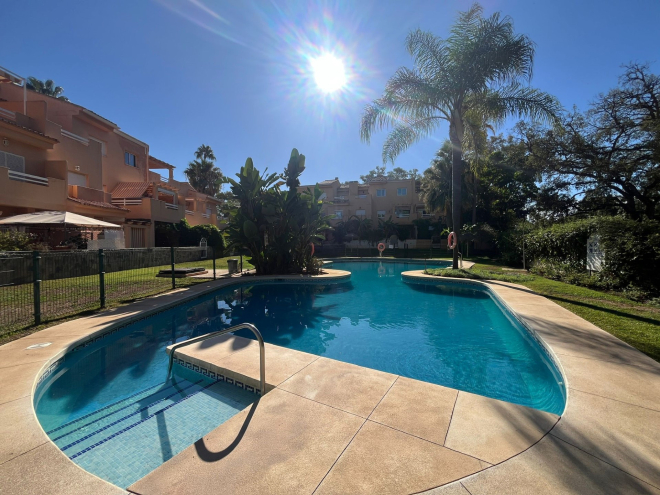 Renovated ground floor apartment by the beach, in Carib Playa, East Marbella