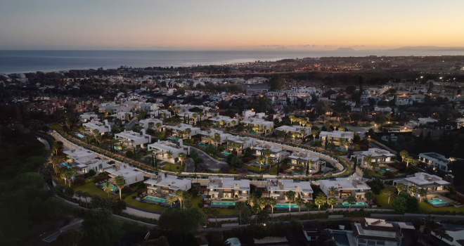 Brand New 5 bedroom villa in Las Brisas, Nueva Andalucia, Marbella