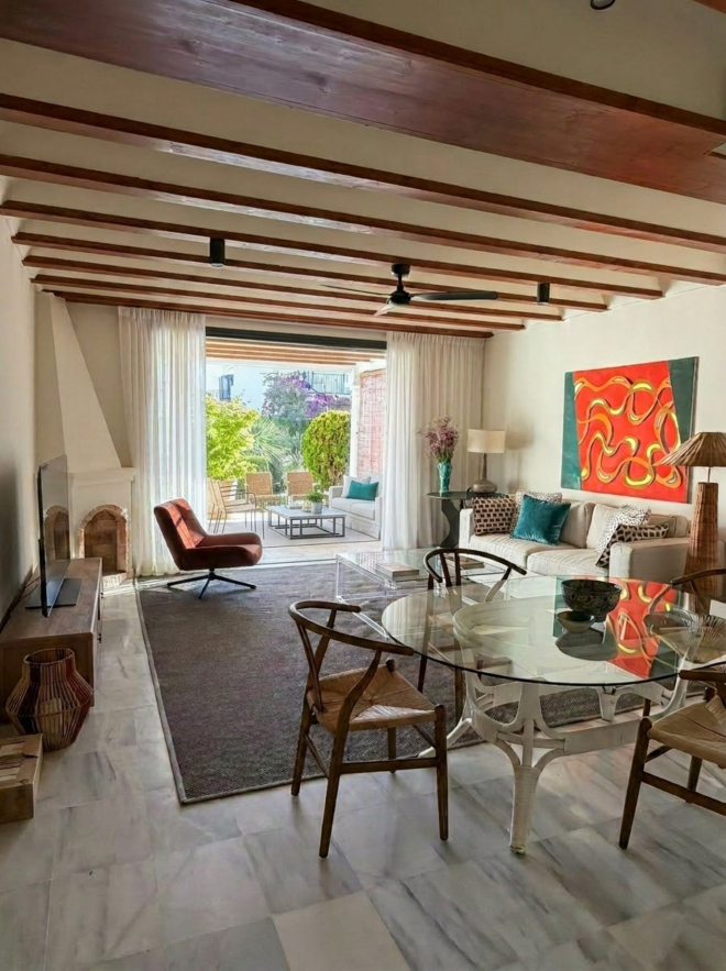 Charming refurbished 3 bedroom townhouse in Montepiedra, Marbella Golden Mile
