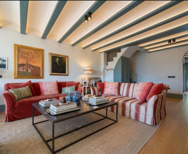 Sophisticated 3 bedroom townhouse in Montepiedra, Marbellas Golden Mile