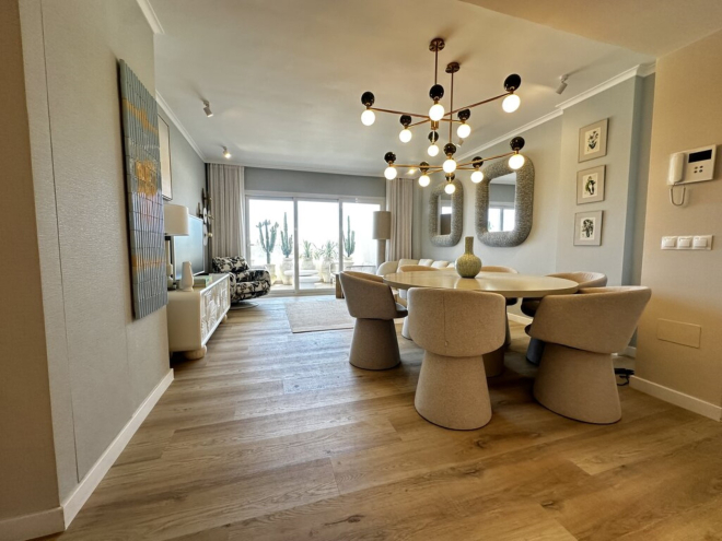 Apartamento de 3 dormitorios en Nueva Andalucía.