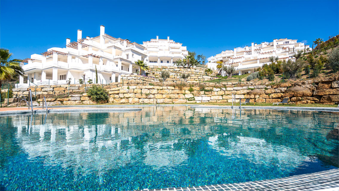 Brand new ground-floor apartment in Nueva Andalucía.