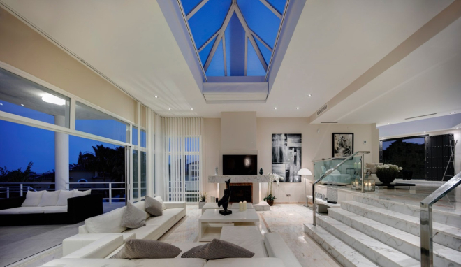 Modern and luxurious villa located in La Quinta Golf Resort