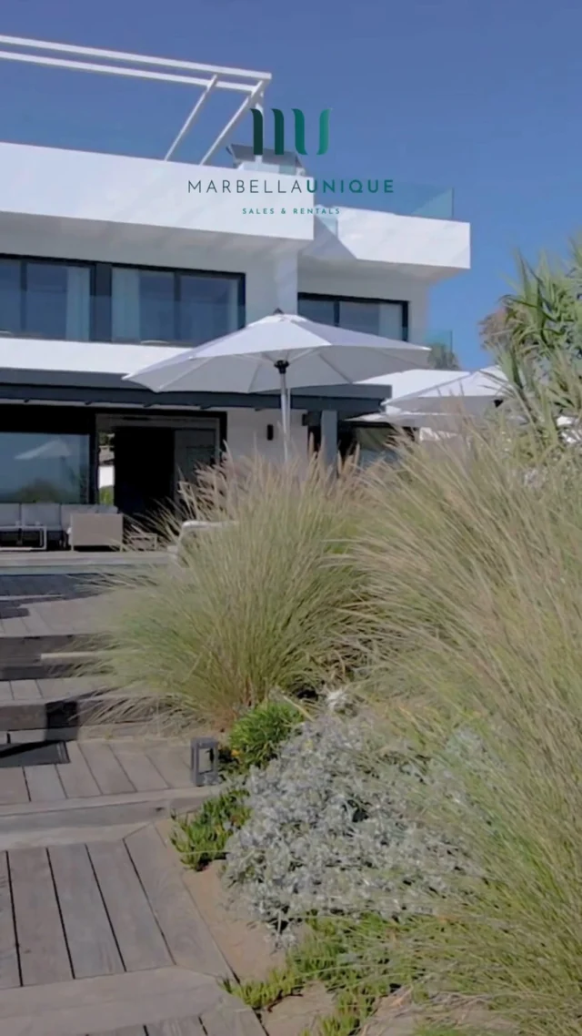 🎥✨ Luxury Frontline Beach Villa for Sale ✨🏖️Step into this recently built sophisticated villa that blends modern design with simple elegance. South-facing with breathtaking sea views and sunsets, this home offers:Spacious open-plan living areas with high ceilings
5 bedrooms, including a bright master suite with access to the upper terrace 🌅
A stunning rooftop terrace with fitness equipment, pergola & jacuzzi
Heated swimming pool and a private dune offering complete privacy 🌴
Basement spa with Jacuzzi, steam bath, sauna, and more 🌊
Direct beach access through the dunes makes this the perfect family retreat!📲 +34 952908712
📧 contact@marbellauniqueproperties.com
📍 C/Jesus Puente, 25, Puerto Banus, Marbella
🌍 www.marbellauniqueproperties.com#uniqueproperties #MarbellaUnique #SanPedrodeAlcantara #BeachsideLiving #RealEstate #LuxuryApartments